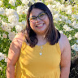 Meet your Posher, Mayra